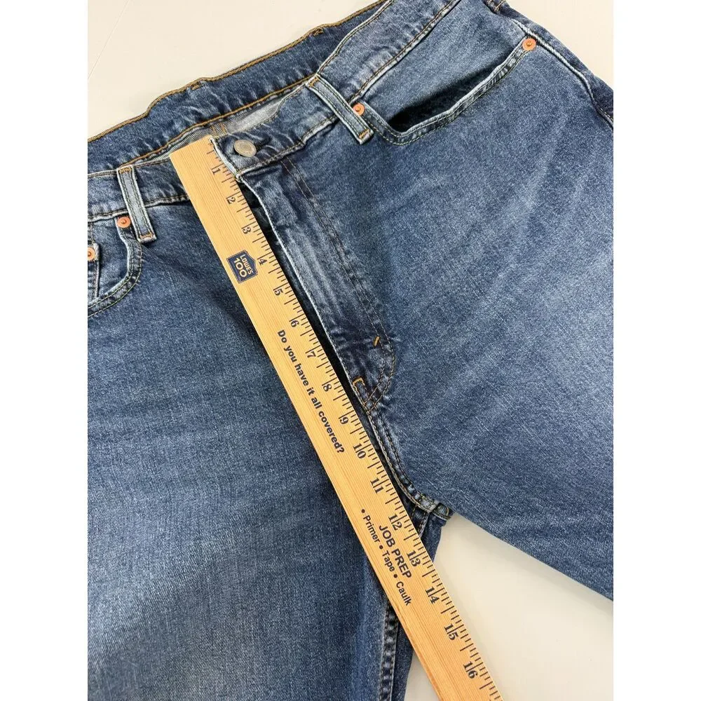 Levi's 502 Taper Fit Men's Jeans - Medium Wash - Size 38 x 32